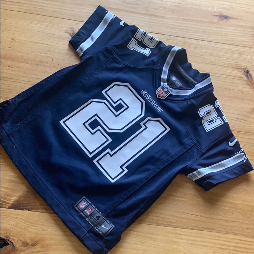 NWOT NFL Boys Cowboys Jersey